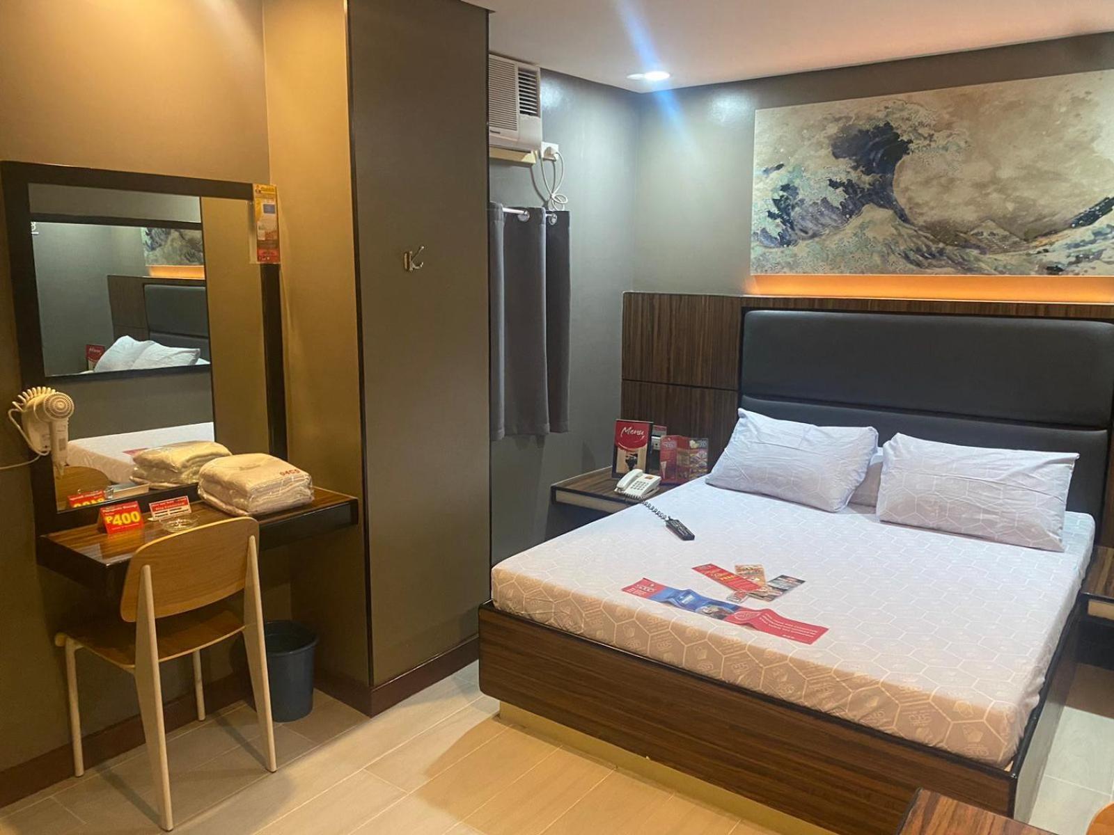 Hotel Sogo Malate Manila Bagian luar foto