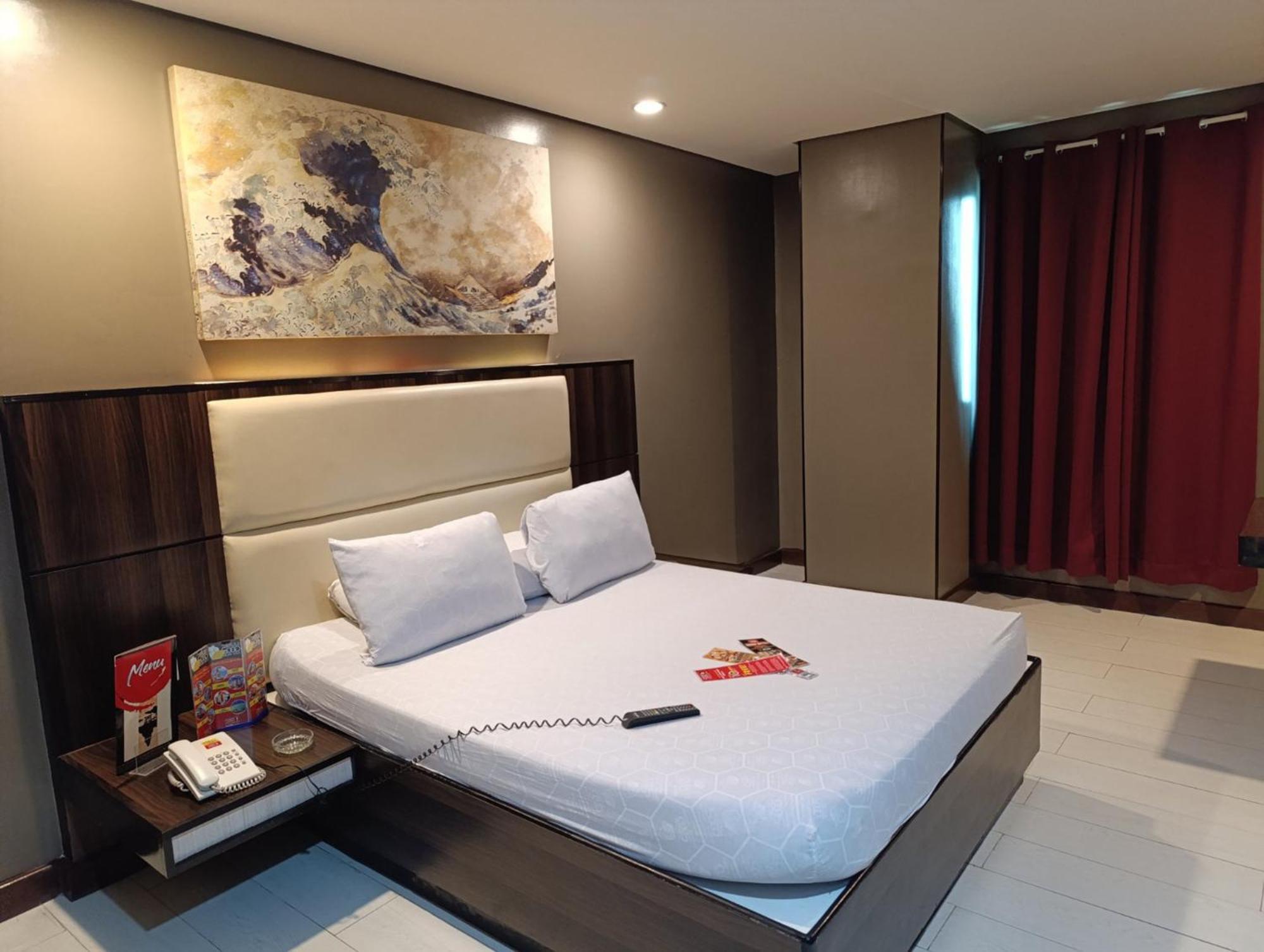 Hotel Sogo Malate Manila Bagian luar foto