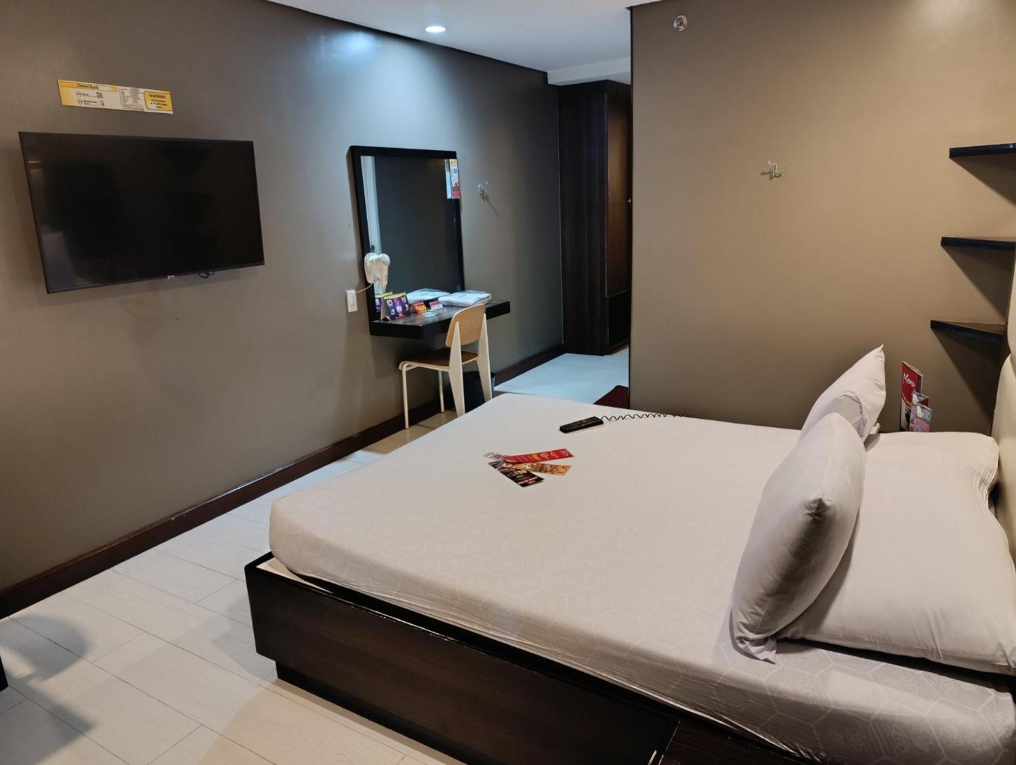 Hotel Sogo Malate Manila Bagian luar foto