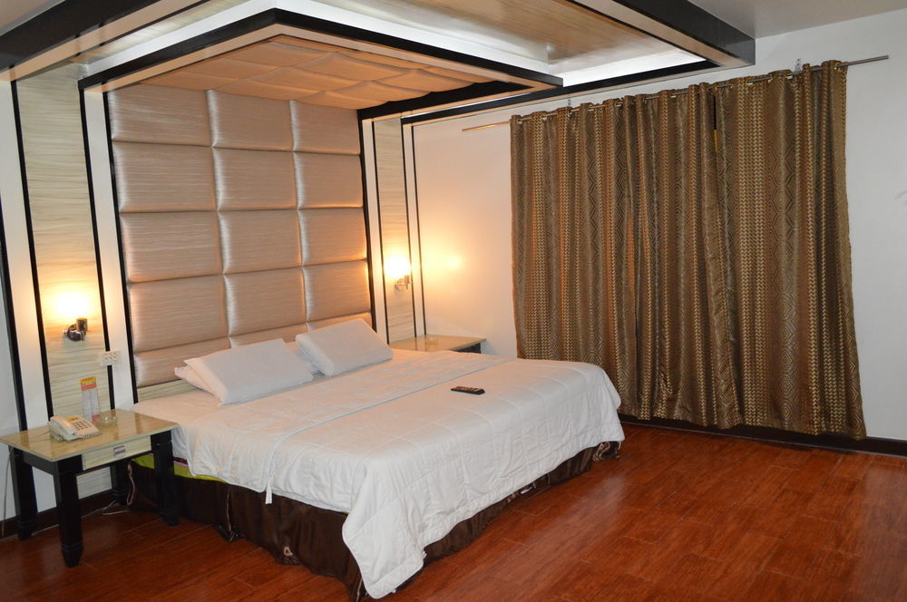 Hotel Sogo Malate Manila Bagian luar foto