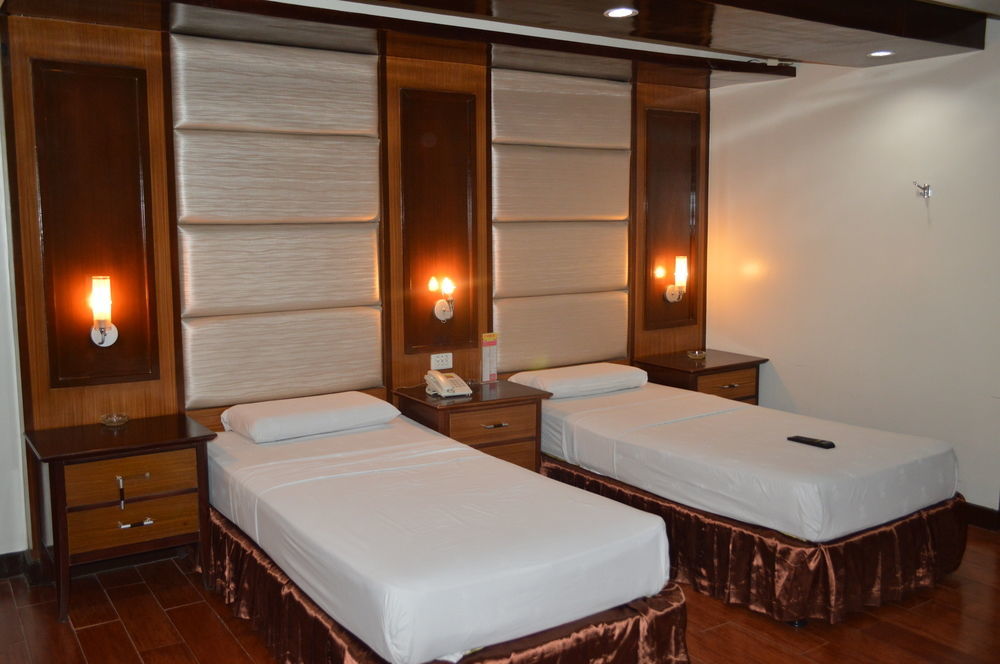 Hotel Sogo Malate Manila Bagian luar foto