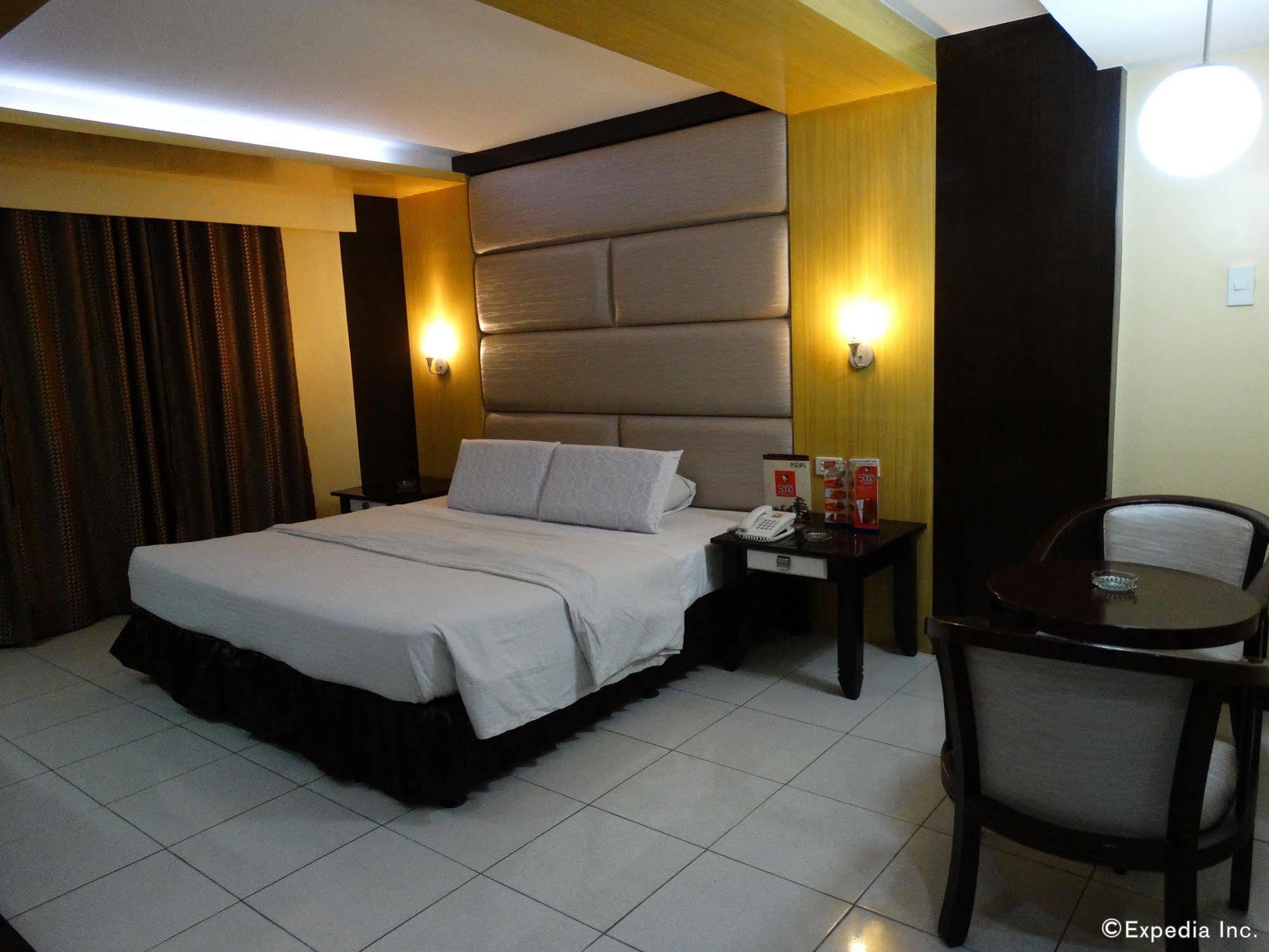Hotel Sogo Malate Manila Bagian luar foto