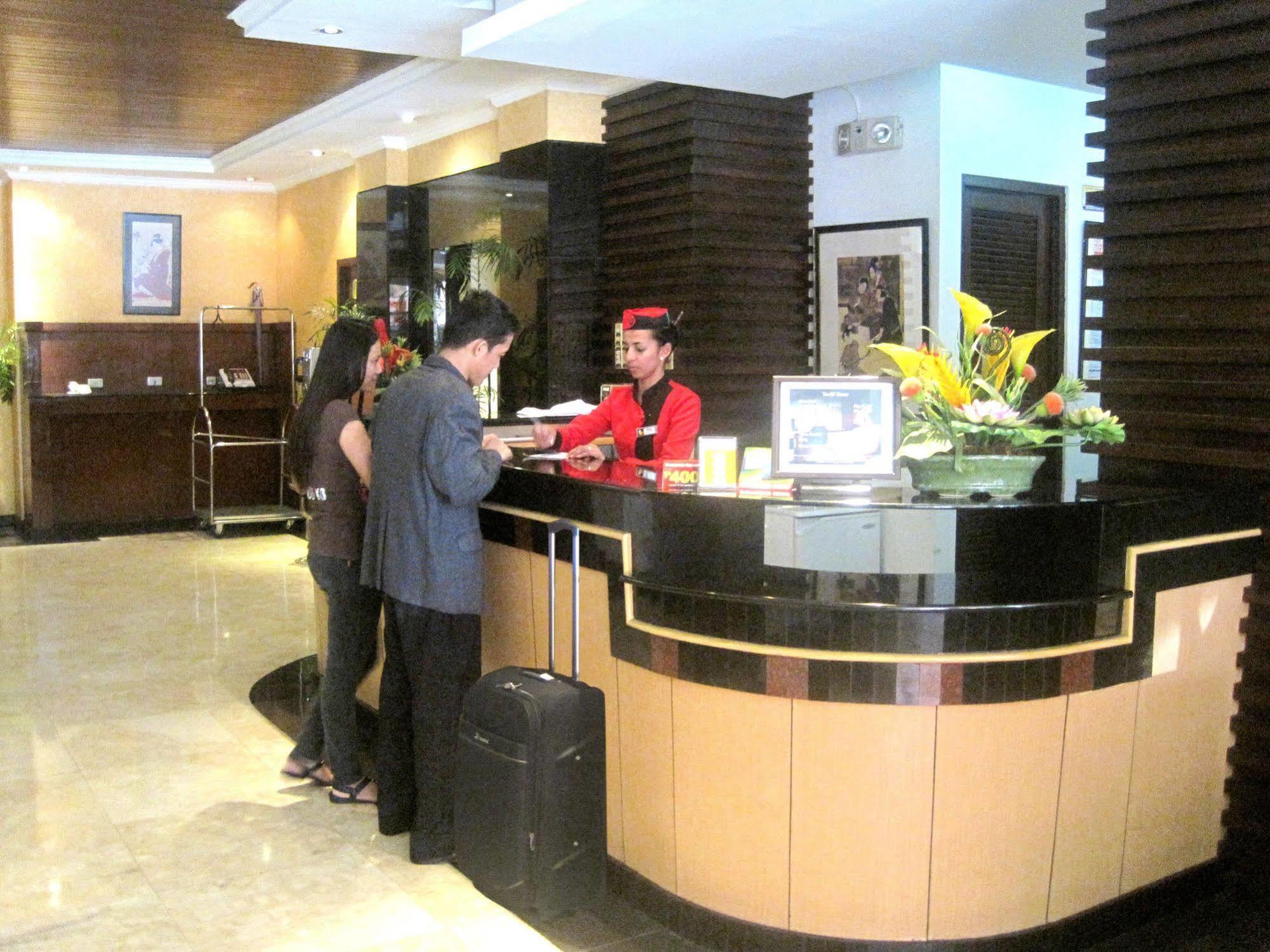 Hotel Sogo Malate Manila Bagian luar foto